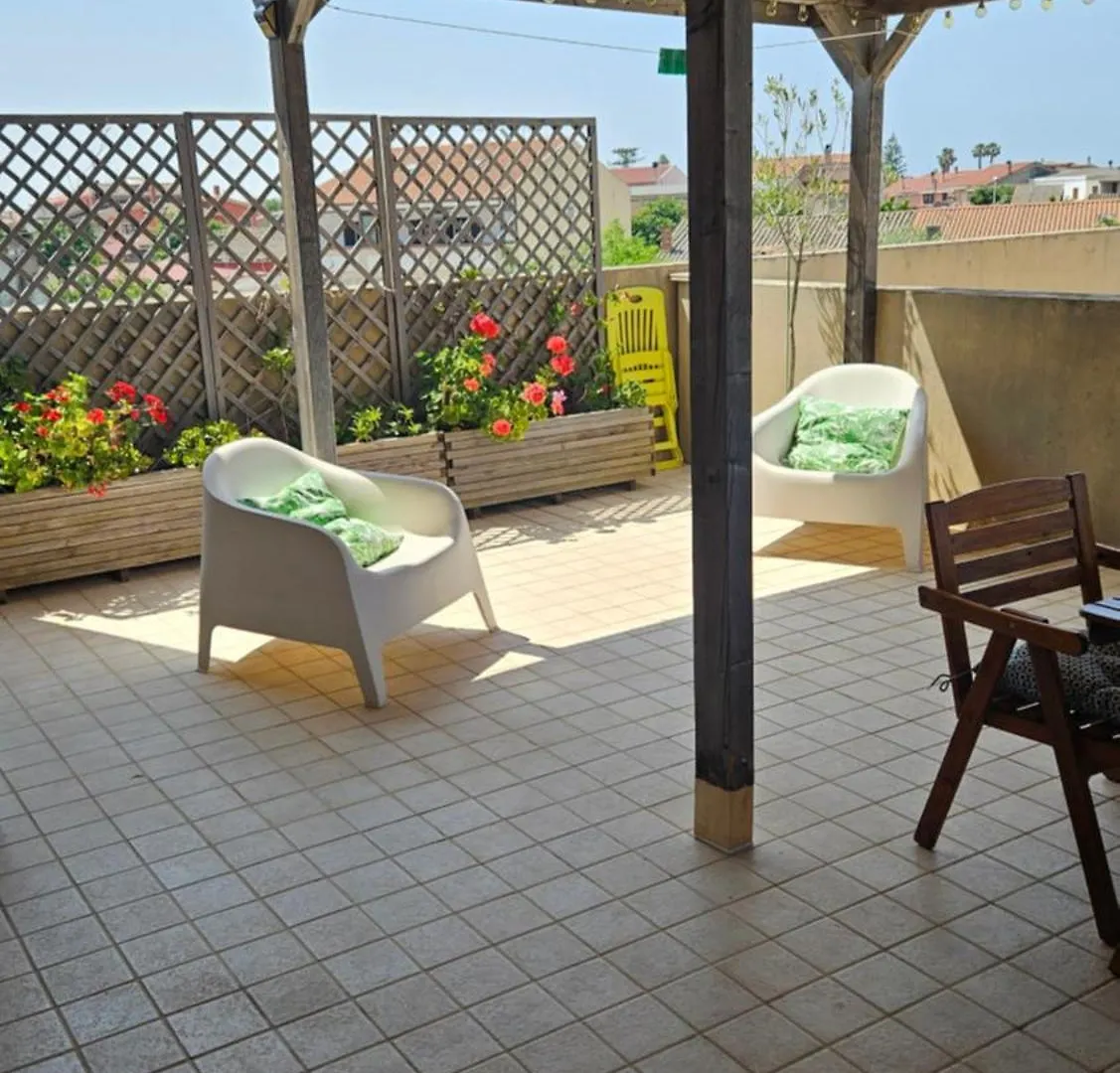 Giuly Home One Cabras Italia